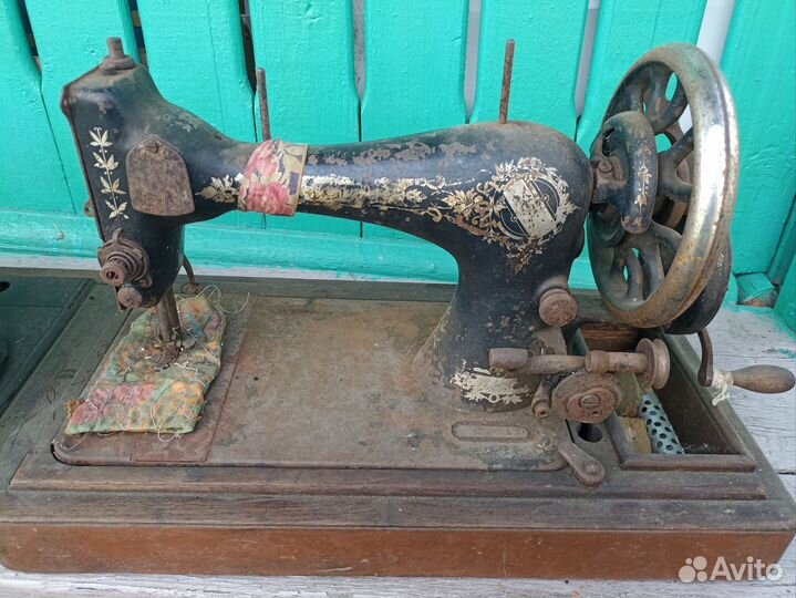 Швейная машинка зингер антикварная