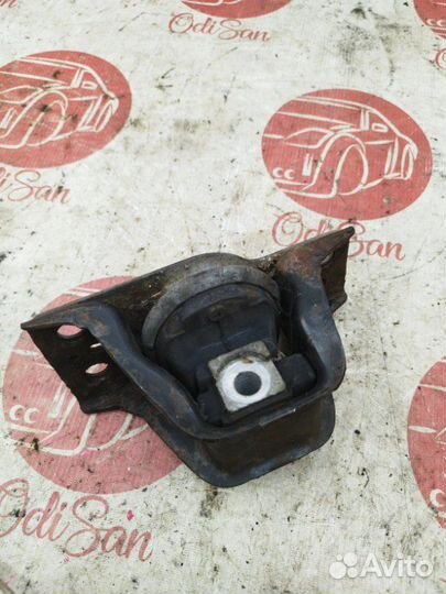 Подушка двигателя правая Nissan Note E11 CR14DE