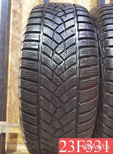 Goodyear UltraGrip 215/60 R16 P