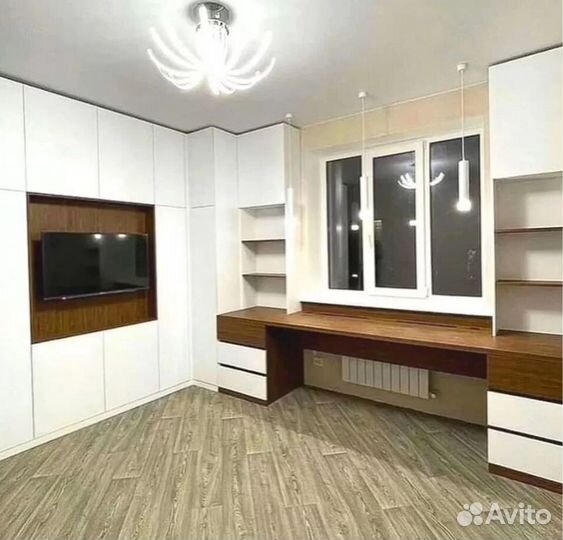 Рабочая зона в углу