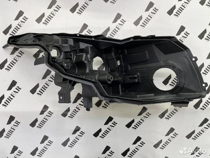 Правый корпус фары Infiniti FX S51 2008-2012 Xenon