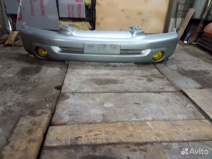 Бампер передний Митсубиси Паджеро Ио