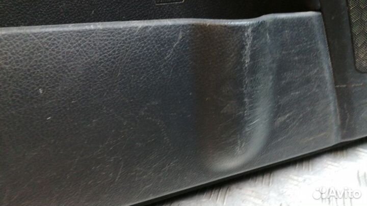 Обшивка двери Kia Mohave Левая Передняя