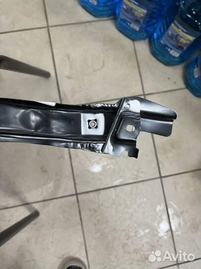 Усилитель переднего бампера toyota rav 4