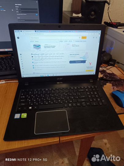 Acer TavelMate p259 i-5 6200u 8gb geforce 940mx