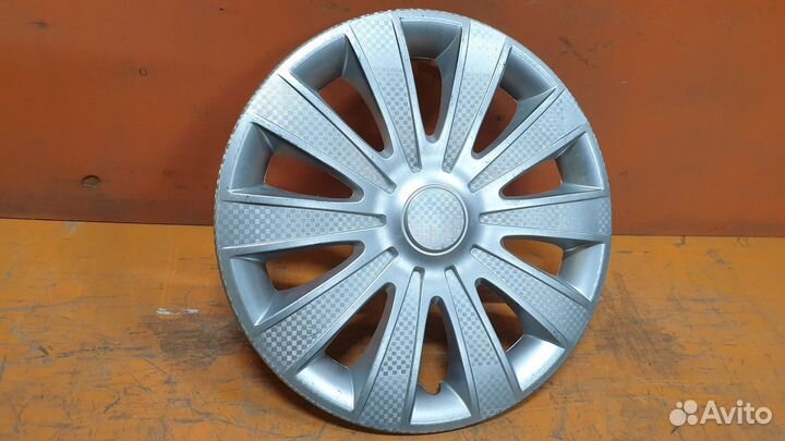 Колпаки 14 диаметр - 3 штуки