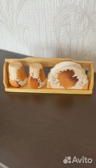 Набор для специй и салфетница новый