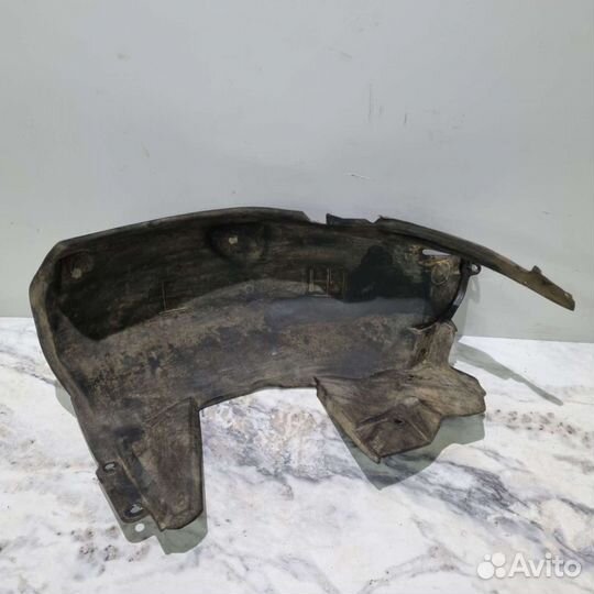 Подкрылок задний mercedes w 202 в202 правый левый