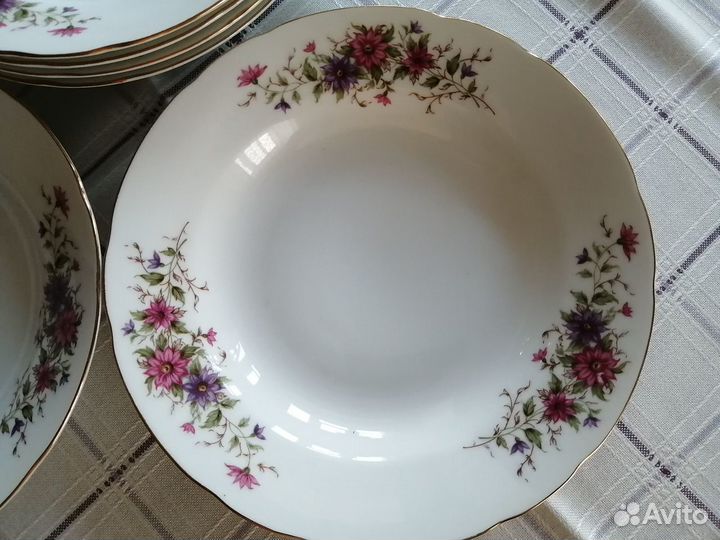 Тарелки столовые (япония)