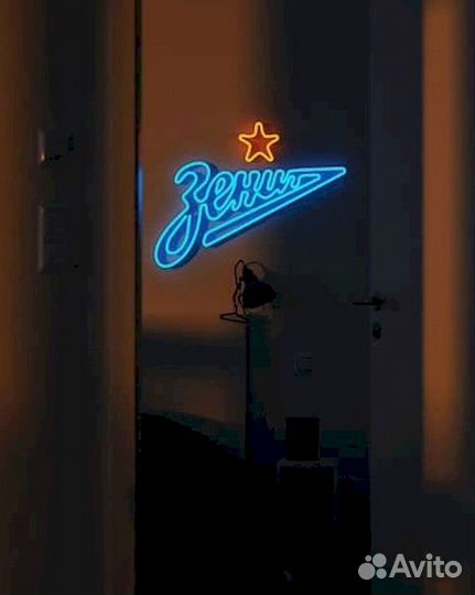Неоновая вывеска