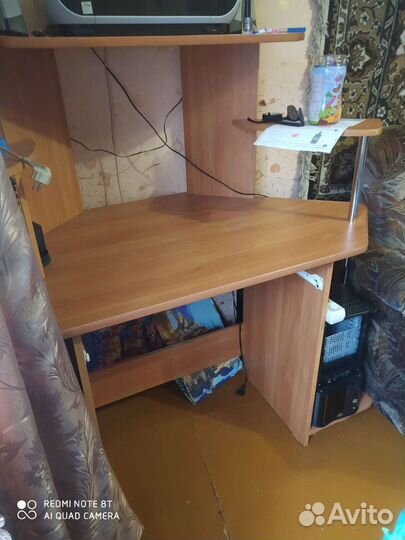 Компьютерный стол