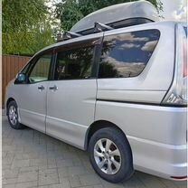 Nissan Serena 2.0 CVT, 2011, 168 000 км, с пробегом, цена 1 450 000 руб.