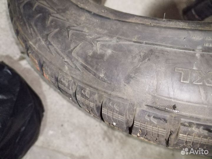 Nokian Tyres Hakkapeliitta 7 215/55 R17