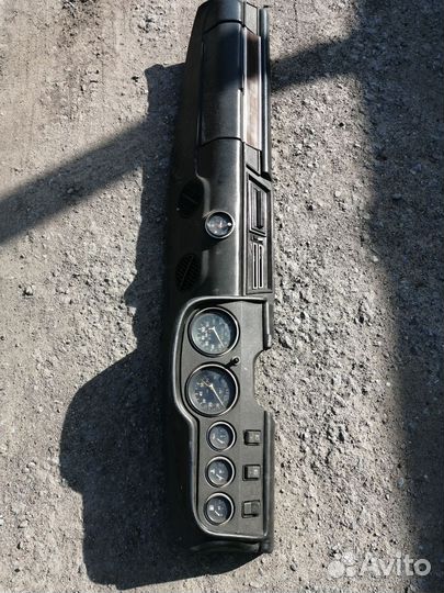 Приборная панель ваз 2106