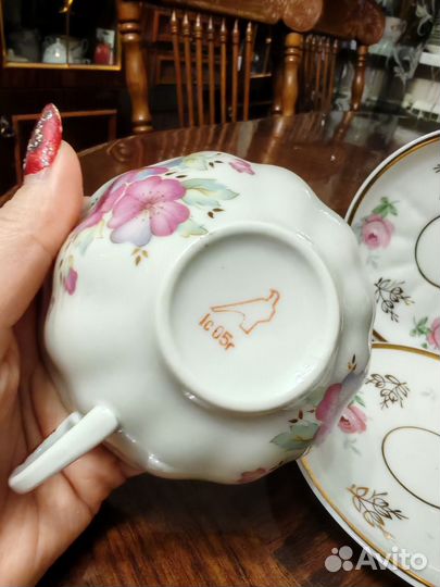 Чашки, блюдца