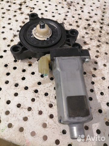 Мотор стеклоподъемника Hyundai Elantra