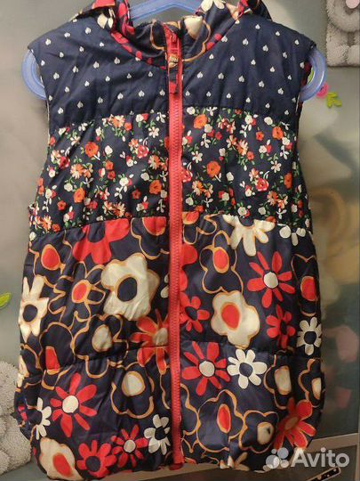 Безрукавка для девочки