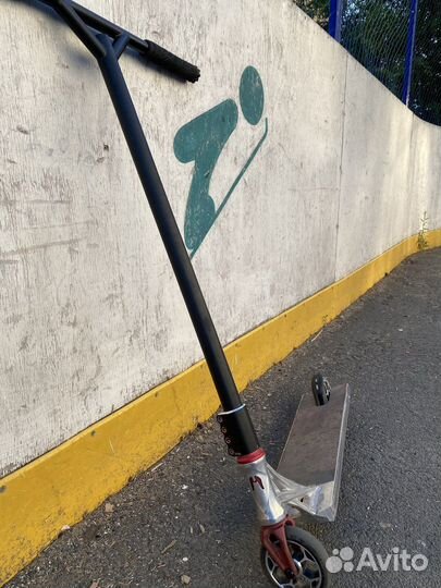 Кастомный трюковой самокат