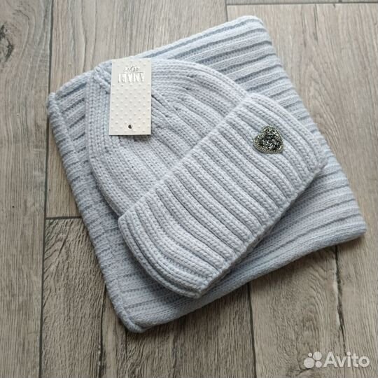 Шапка и снуд новые