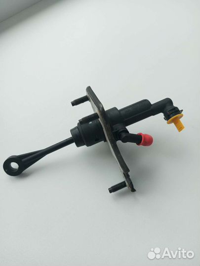 Цилиндр сцепления главный Solaris