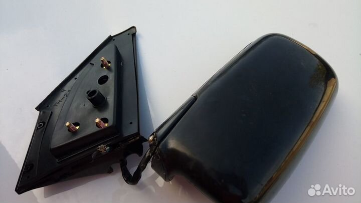 Зеркало правое Mitsubishi Lancer Cedia 2000-2003г