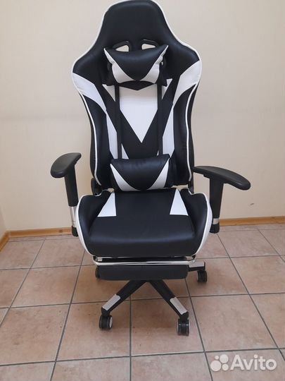 Кресло геймерское игровое с подставкой экокожа