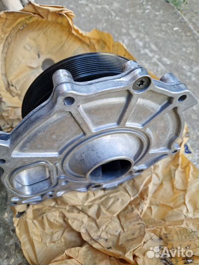 1778920 насос водяной (помпа) scania