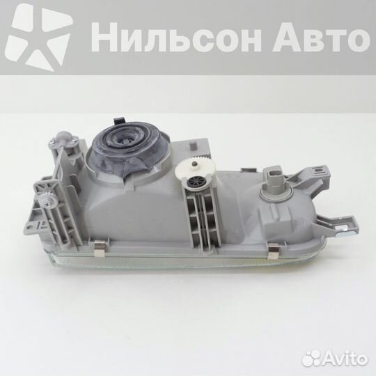 Фара toyota dyna 1993-2002 г желтая туманка левая