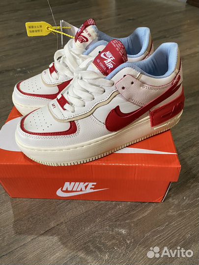 Кроссовки nike женские