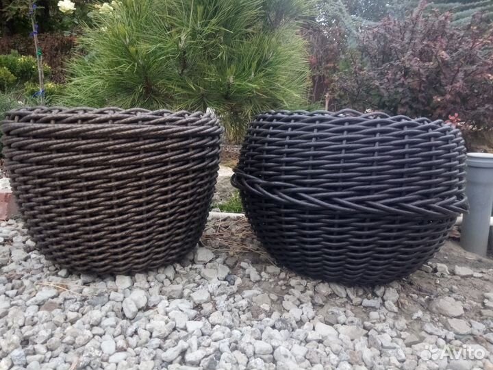 Кашпо из ротанга
