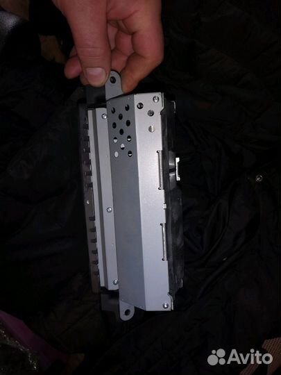 Ленд ровер Дискавери4 монитор мультимедиа