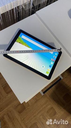Хороший Планшет диагональ 28 см, память 12/512