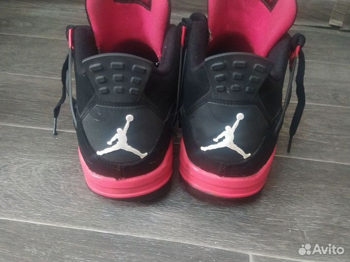 Nike air jordan 4