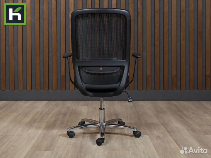 Компьютерное креслое офисное / Компьютерный стул