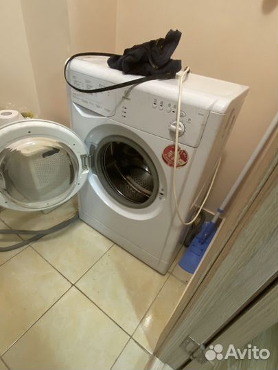 Стиральная машина indesit wiun81