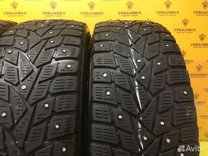 Dunlop SP Winter Ice 02 205/60 R16 92T