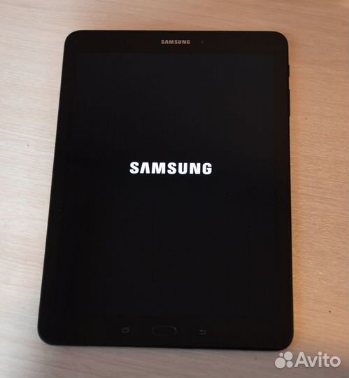 Планшет Samsung Galaxy Tab S3