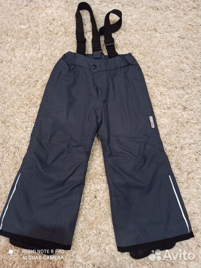 Продам демисезонный костюм для девочки