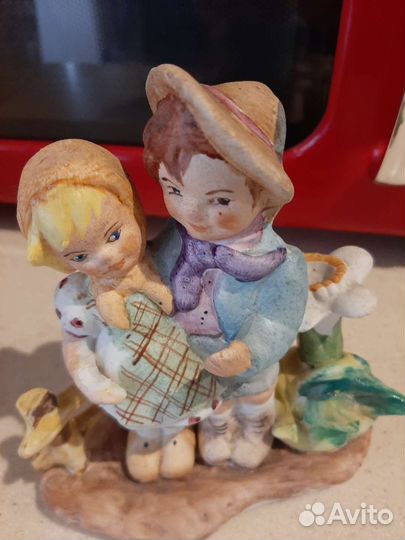 Статуэтка дети