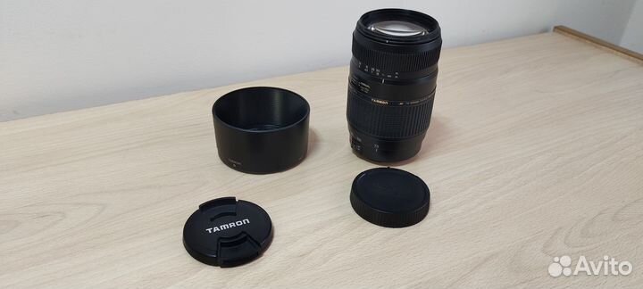 Объектив Tamron AF 70-300mm 1:4-5,6