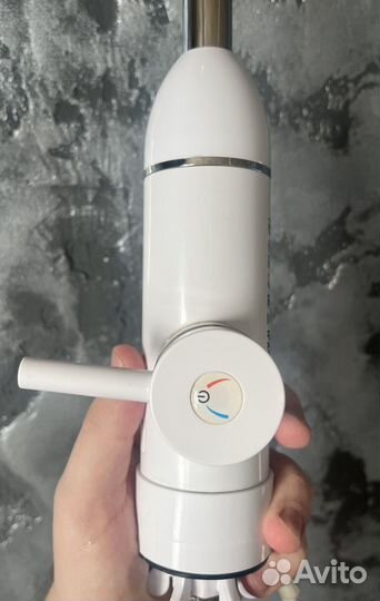 Кран с водонагревателем