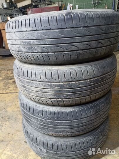 Accelera X-Grip Studdable 195/85 R15