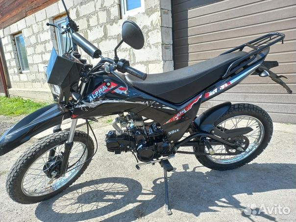 Кроссовый мотоцикл Alpha Cross