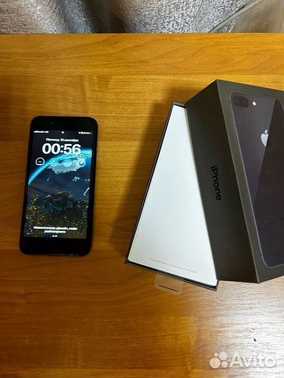 Телефон iPhone 8 plus