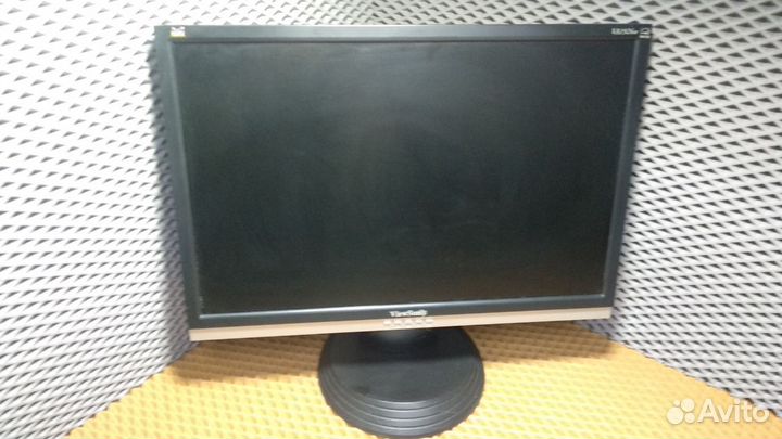 Широкоформатный ЖК монитор ViewSonic VA1926w