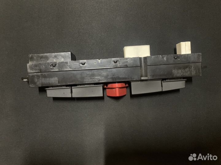 Блок аварийки и подогрев kia ceed ed