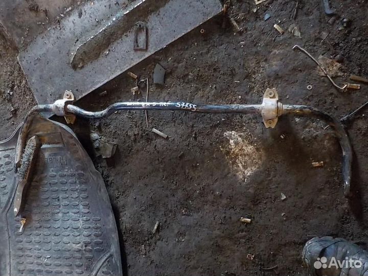 Стабилизатор передний Skoda Octavia A4