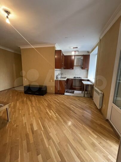 3-к. квартира, 80 м², 4/5 эт.