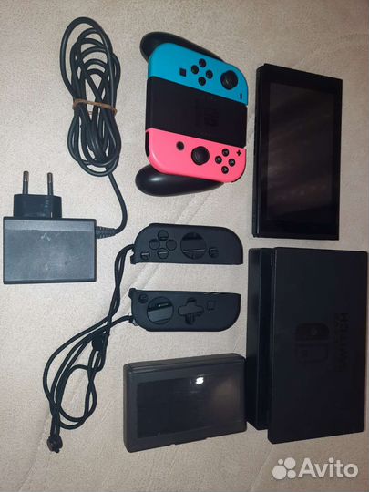 Игровая приставка Nintendo switch
