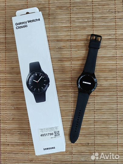Смарт-часы Samsung Galaxy Watch 4 Classic 42mm